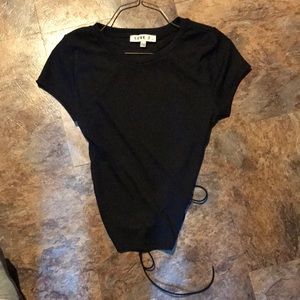 T-shirt with open lace back